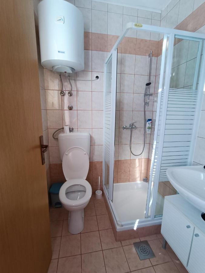 Studio Apartmani Zoric Šilo Exterior foto
